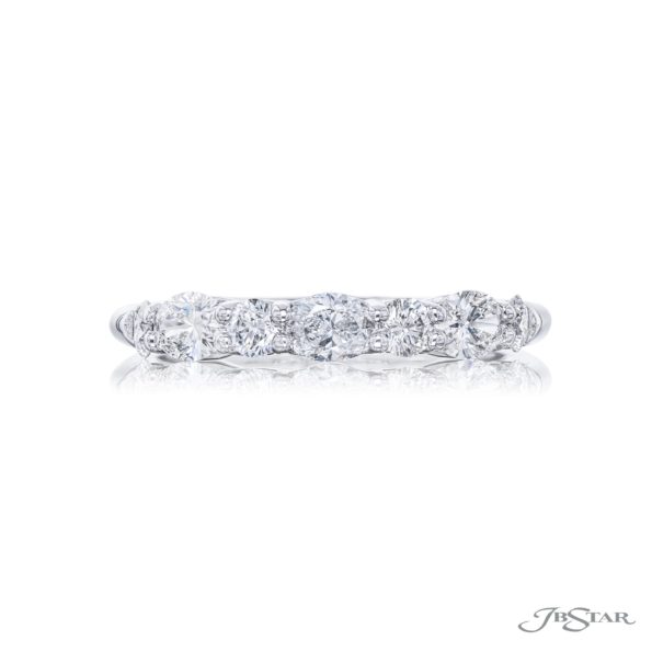 Elegance Elevated: Classic Single-Row Oval and Round-Cut Diamond Band in Platinum