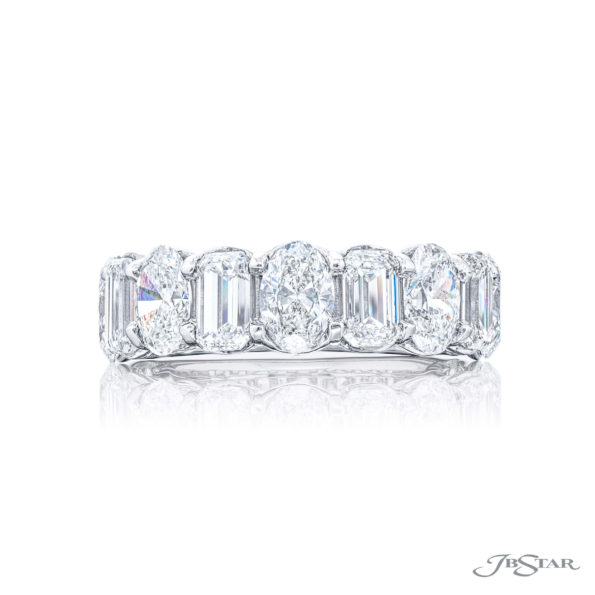 Iconic Single-Row Diamond Band | Emerald-Cut & Oval Diamonds in Platinum