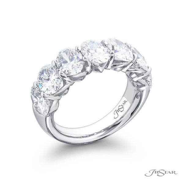 Elegance Elevated: Classic Single-Row GIA-Certified Oval-Cut Diamond Band in Pure Platinum