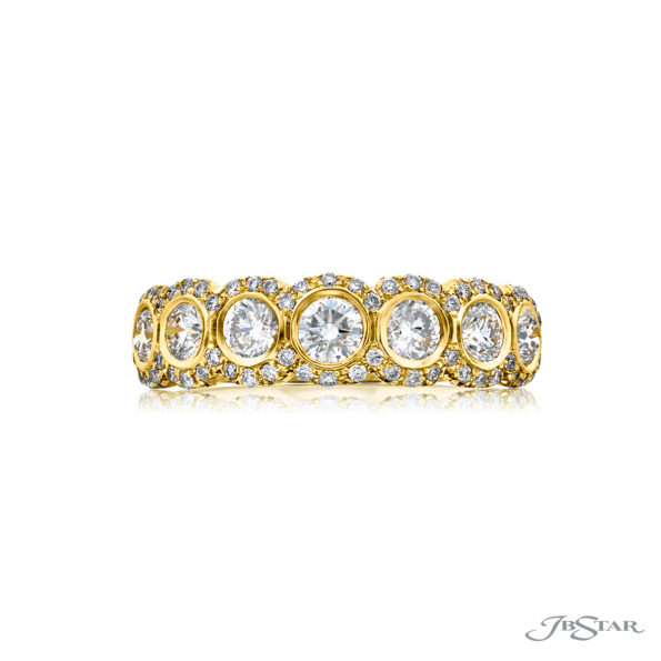 Signature Diamond Band | Seven Round-Cut Diamonds with Micro-Pave in 18K Yellow Gold