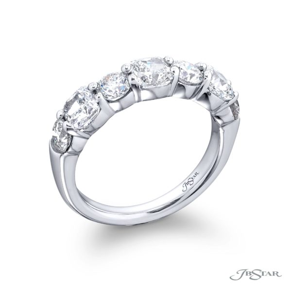 Signature Cushion-Cut and Round Diamond Band in Platinum